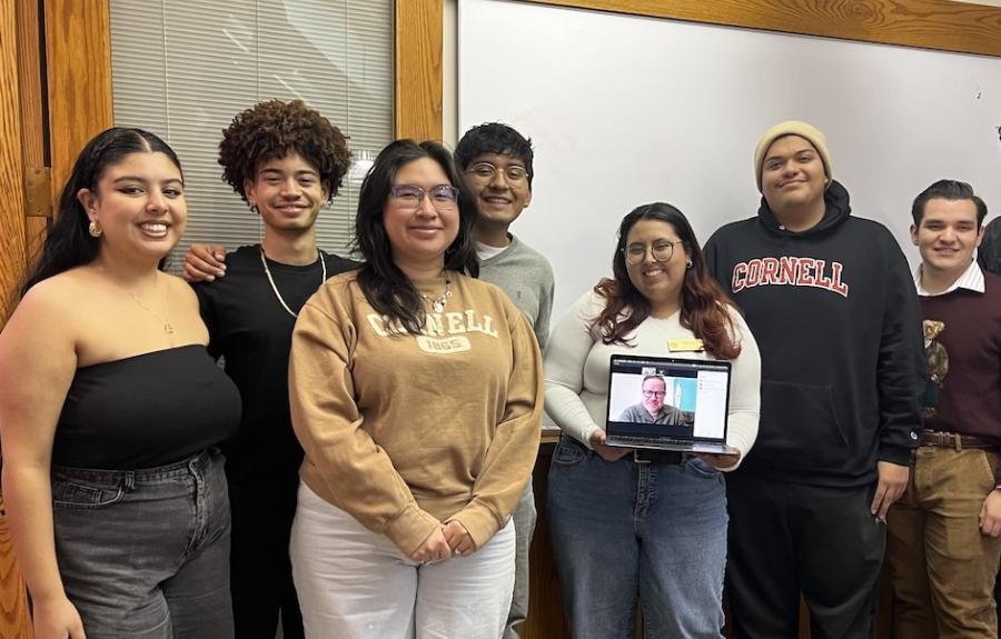 Attendees to Alexander Santiago-Jirau FWA presentation