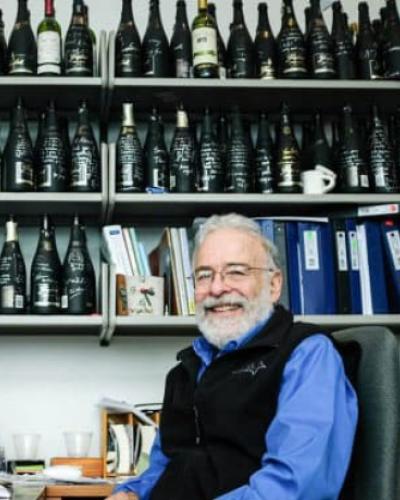 Héctor D. Abruña