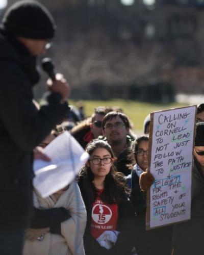 Picture of Cornell University students on Arts Quad