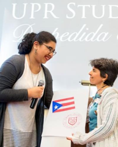 Picture of staff saying farewell to UPR students
